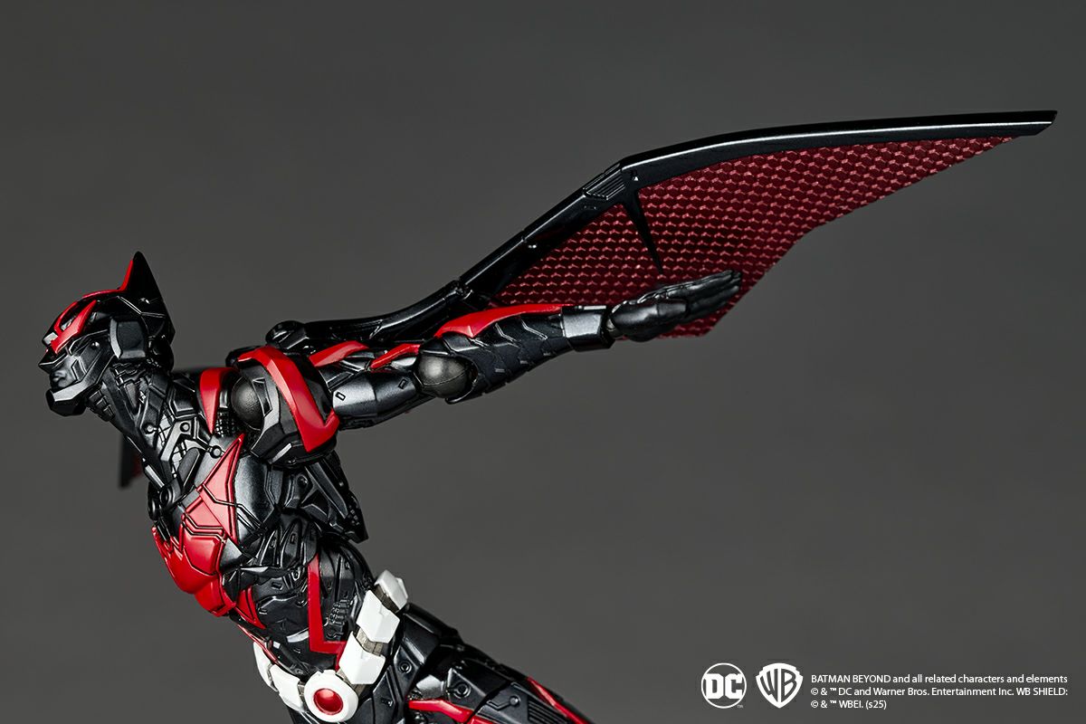 Revoltech Amazing Yamaguchi Batman Beyond action figure by Kaiyodo