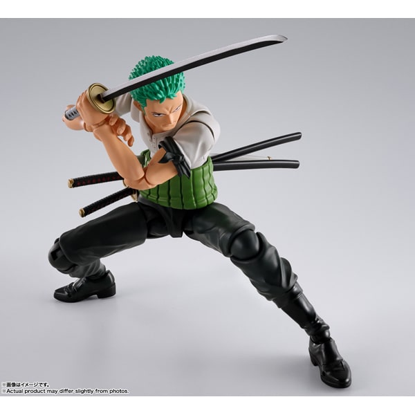 Bandai S.H.Figuarts Roronoa Zoro ROMANCE DAWN Ver. ONE PIECE Figure