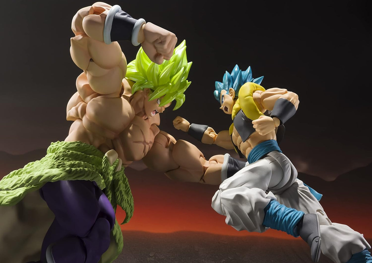 TAMASHII NATIONS S.H.Figuarts Super Saiyan Broly Full Power Dragon Ball Super Action Figure