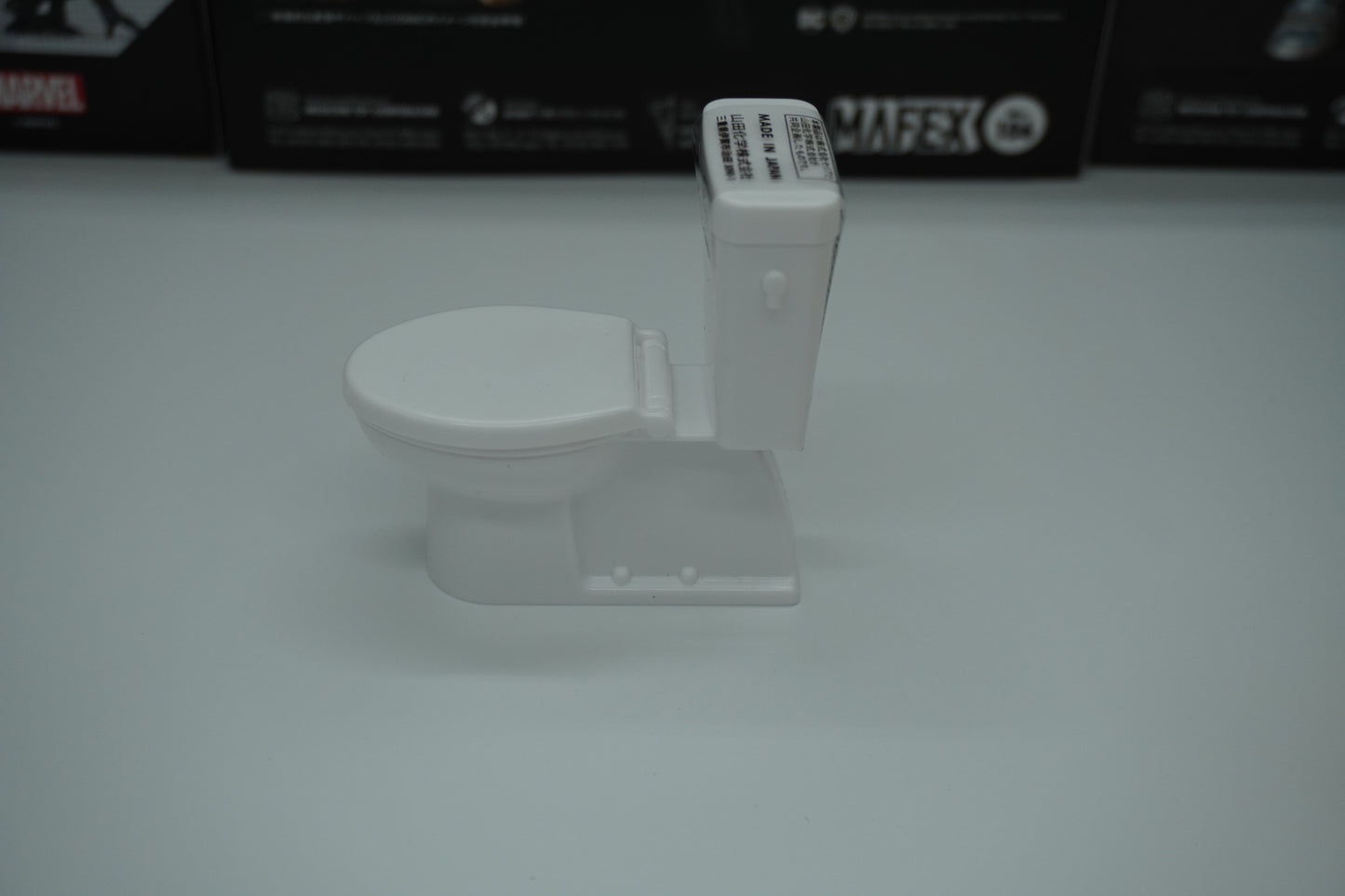 Miniature Beer Crates Concrete Pipe & Toilet Set 5-Piece Figure Set Made in JPN
