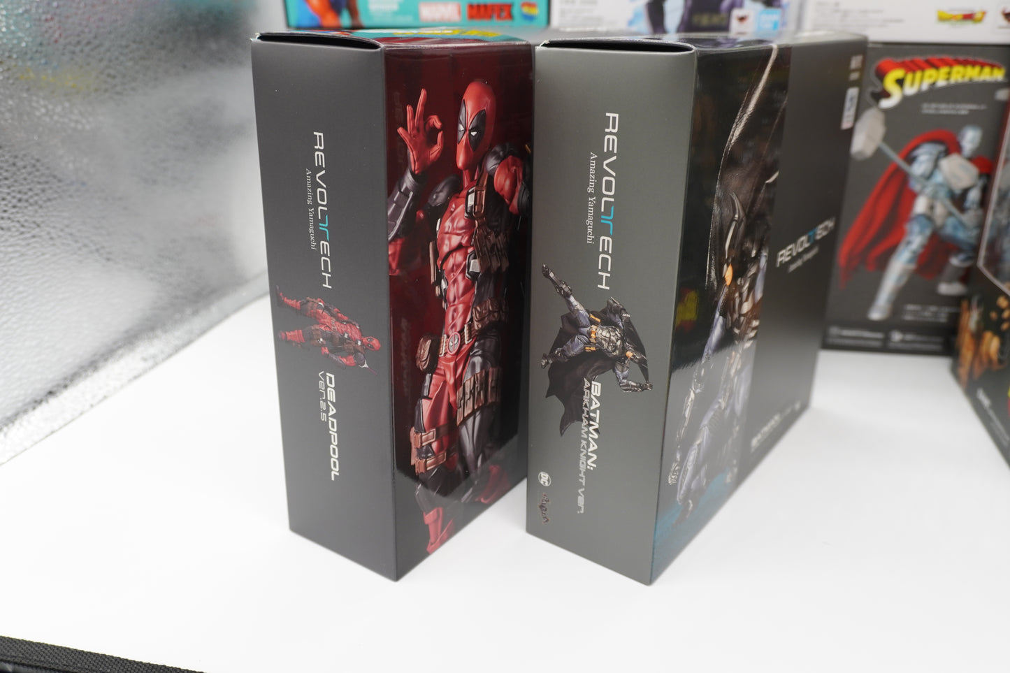 Revoltech Amazing Yamaguchi Deadpool Ver.2.5 & Batman Arkham Knight Ver. Figure