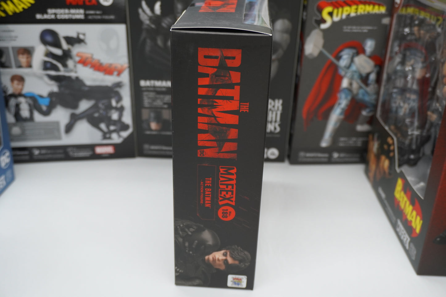 MAFEX No.188 The Batman Action Figure by MEDICOM TOY PERFECT-STUDIO (Japan)