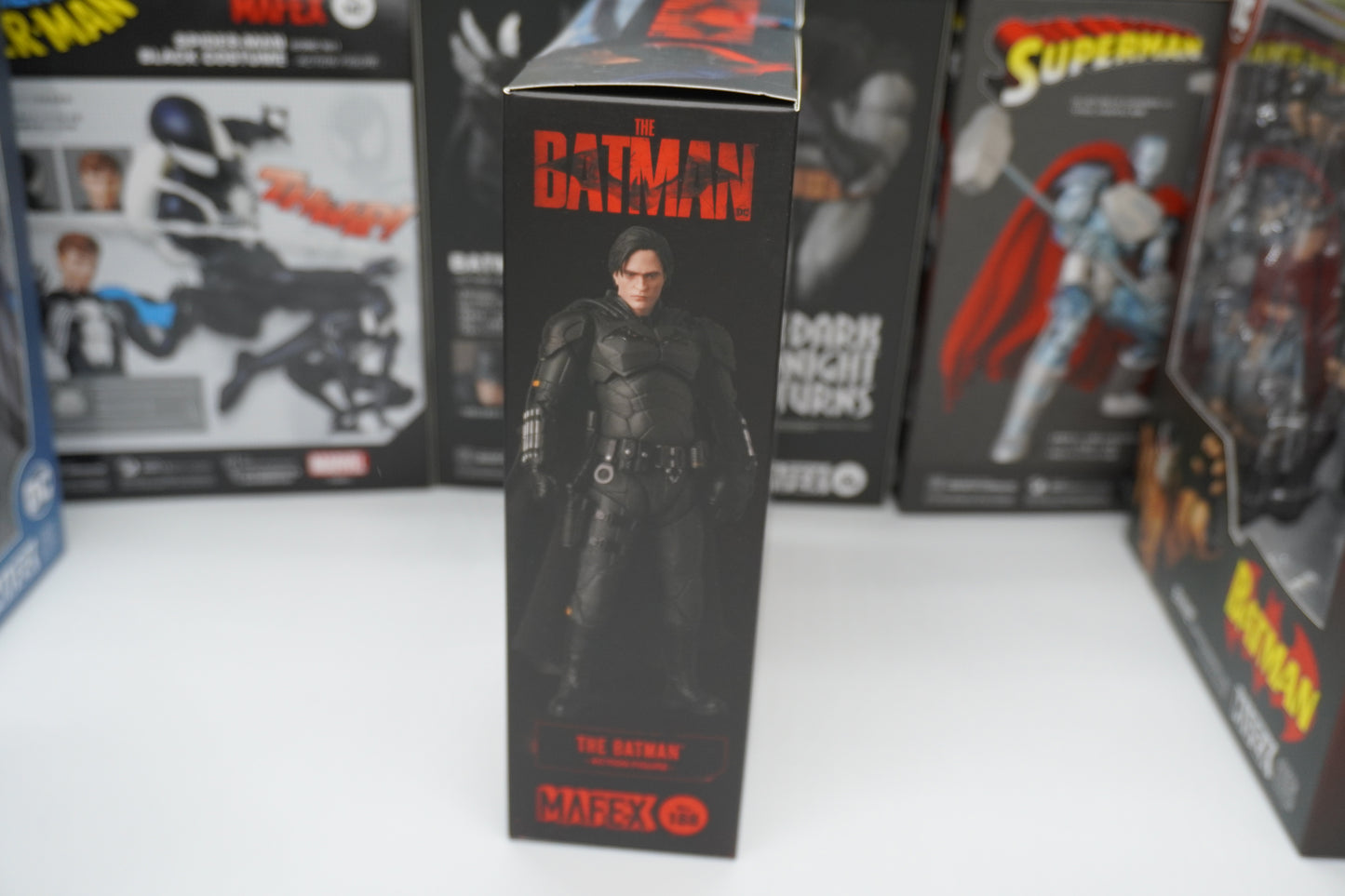 MAFEX No.188 The Batman Action Figure by MEDICOM TOY PERFECT-STUDIO (Japan)