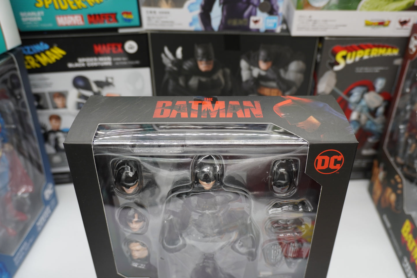 MAFEX No.188 The Batman Action Figure by MEDICOM TOY PERFECT-STUDIO (Japan)