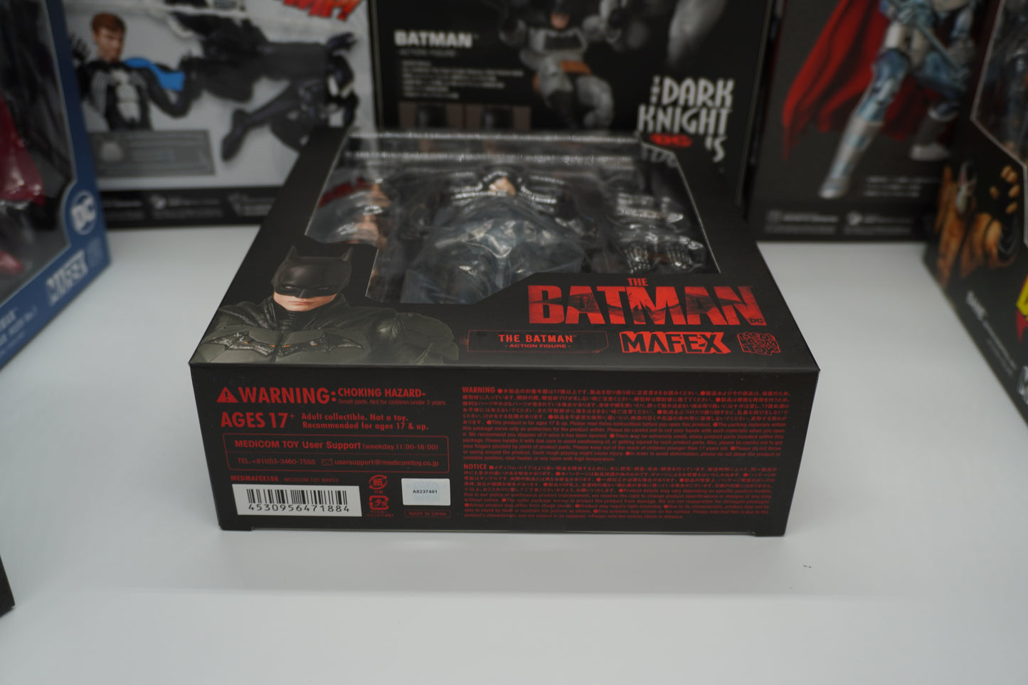 MAFEX No.188 The Batman Action Figure by MEDICOM TOY PERFECT-STUDIO (Japan)