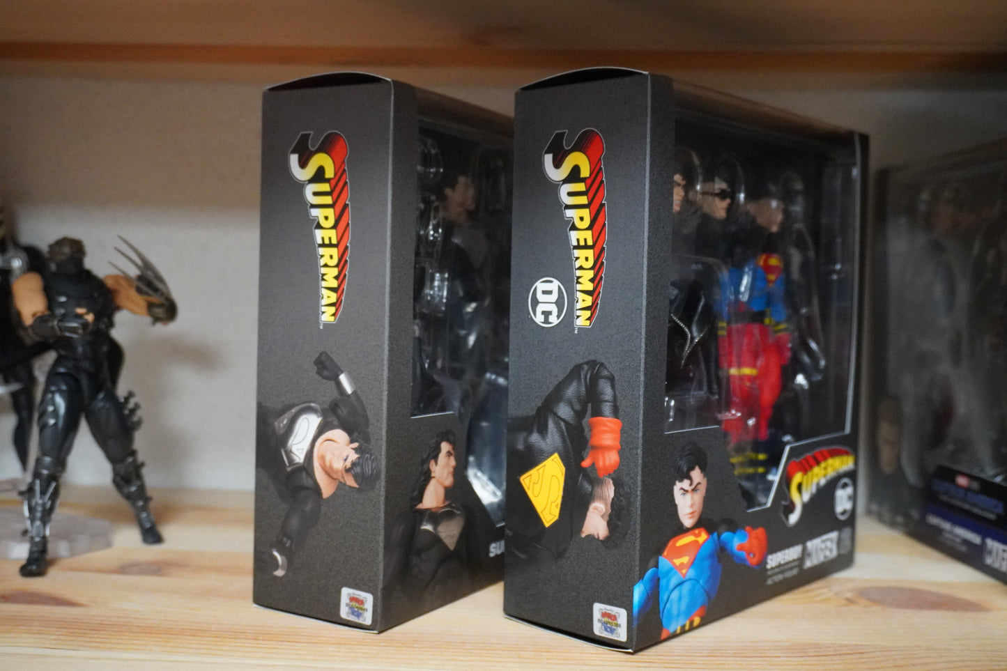 MAFEX No.232 SUPERBOY & No.150 SUPERMAN (Return of Superman) Figures by Medicom Toy