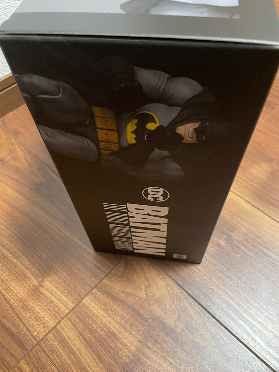 MEDICOM TOY MAFEX The Dark Knight Returns BATMAN & HORSE (The Dark Knight Returns)