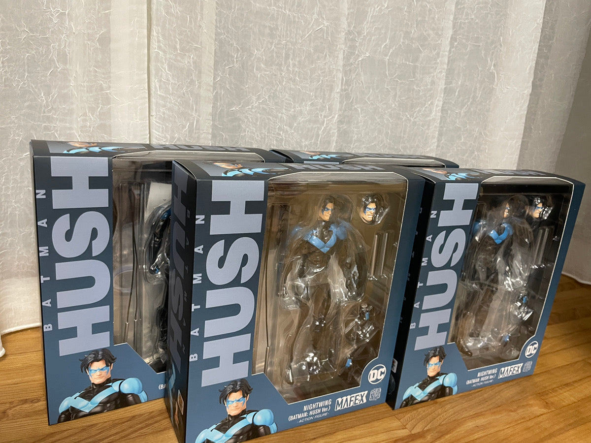 Medicom Toy MAFEX No.175 Nightwing (BATMAN: HUSH Ver.) Action Figure