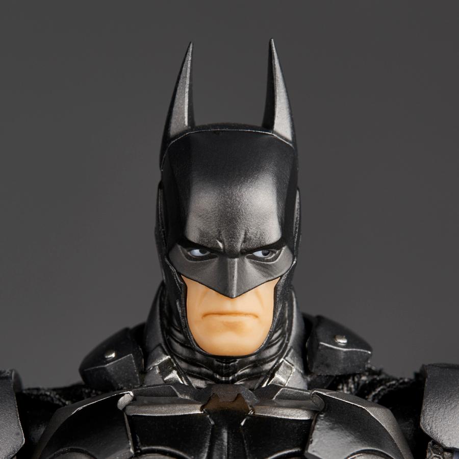 Revoltech Amazing Yamaguchi Batman Arkham Knight Ver. Kaiyodo