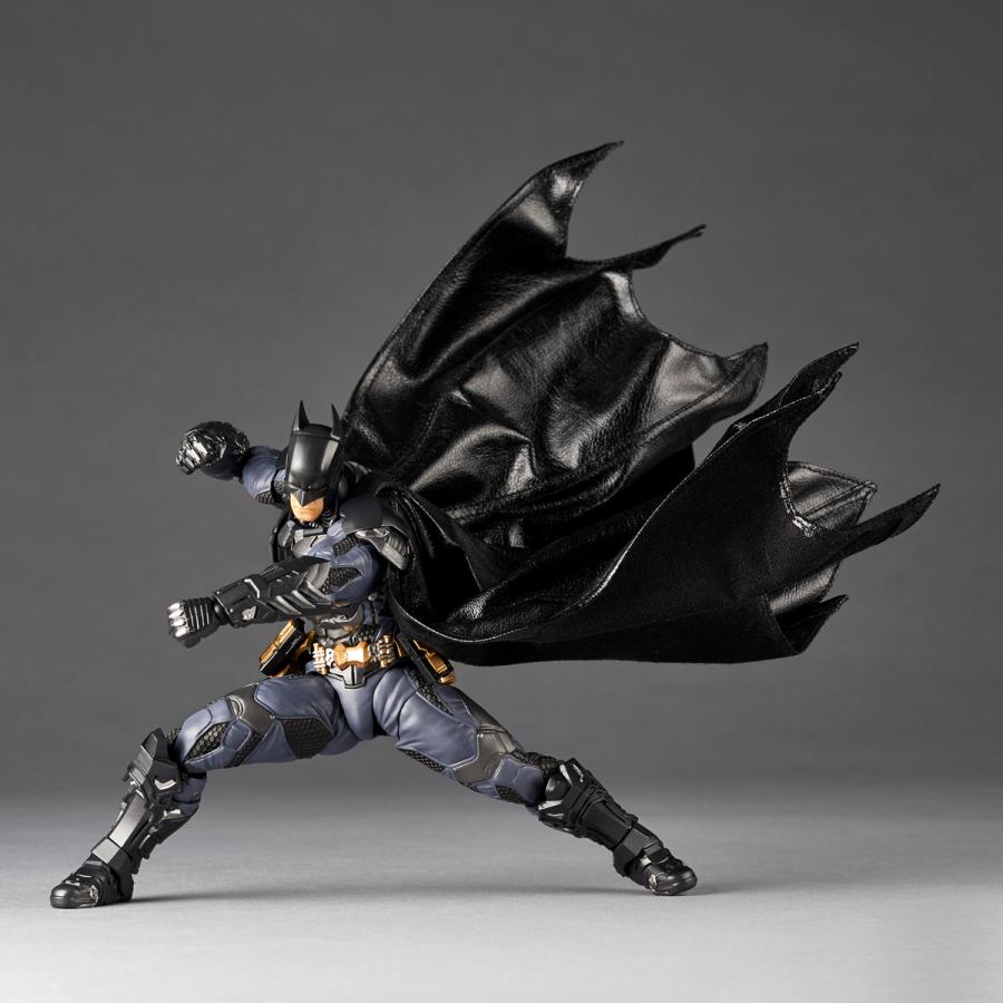 Revoltech Amazing Yamaguchi Batman Arkham Knight Ver. Kaiyodo