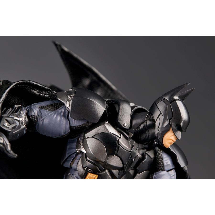 Revoltech Amazing Yamaguchi Batman Arkham Knight Ver. Kaiyodo