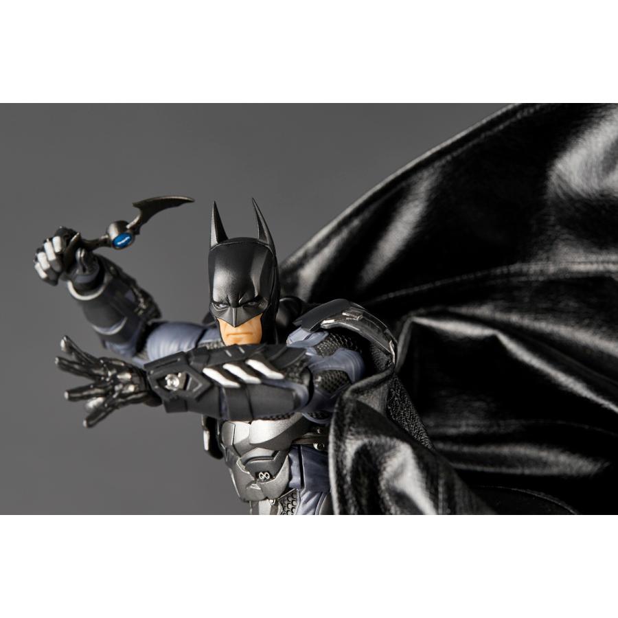 Revoltech Amazing Yamaguchi Batman Arkham Knight Ver. Kaiyodo