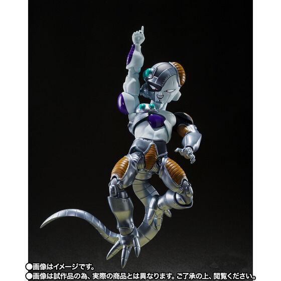 PREMIUM BANDAI S.H.Figuarts Dragonball Z Mecha Frieza Figure