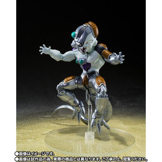 PREMIUM BANDAI S.H.Figuarts Dragonball Z Mecha Frieza Figure