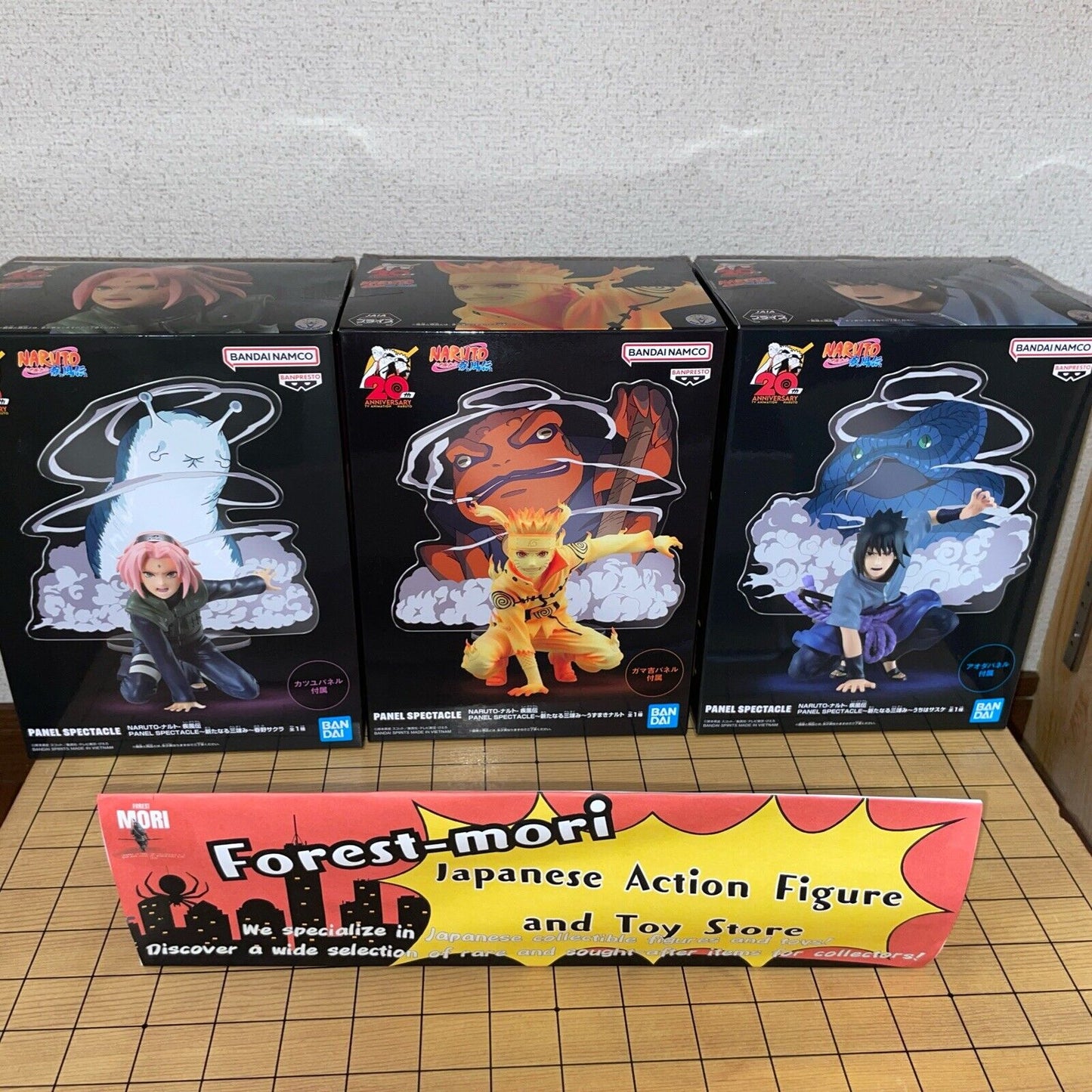 NARUTO Shippuden Spectacle Panel Figure Set with Naruto Sasuke Sakura and Logo