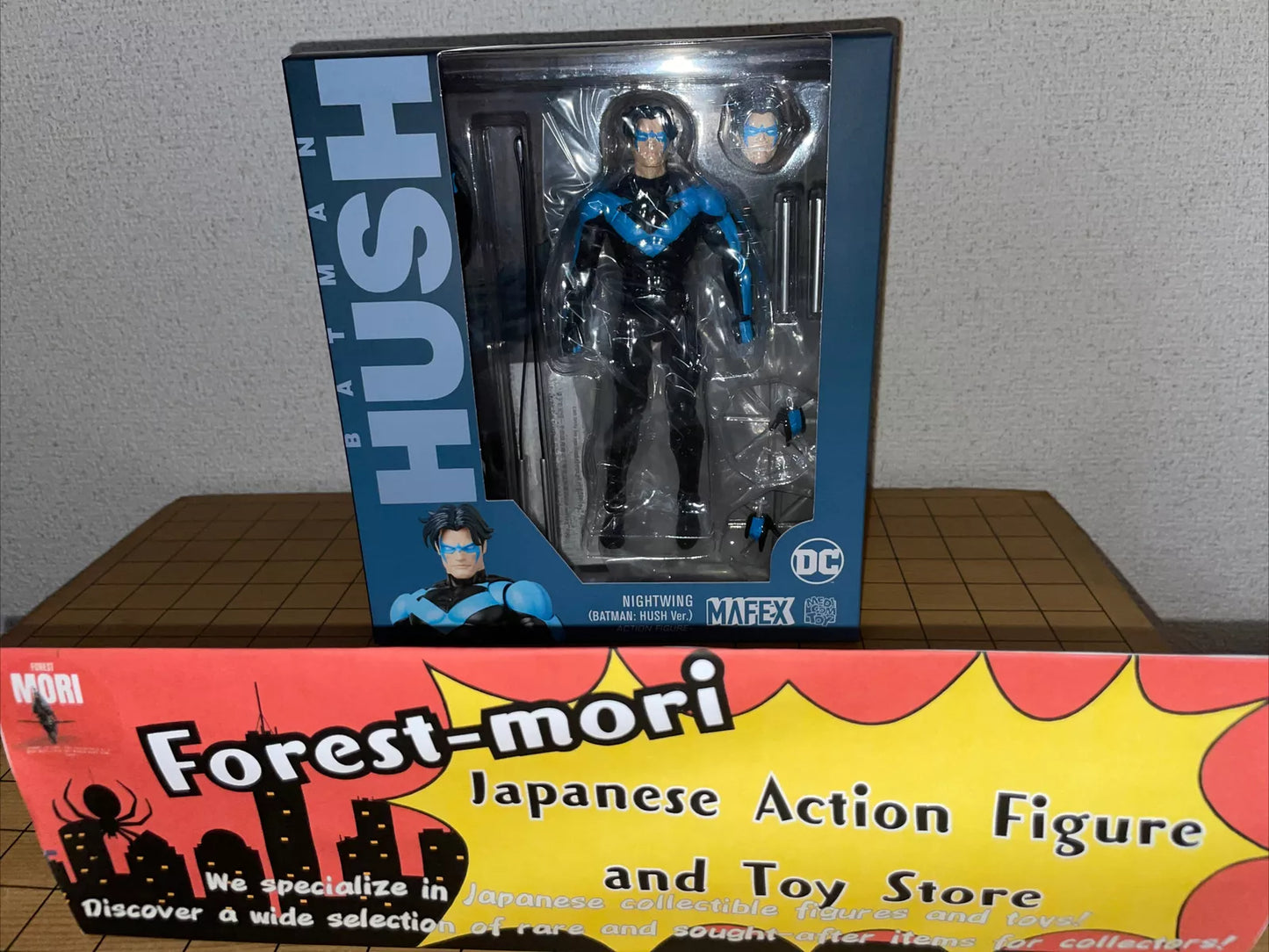 Medicom Toy MAFEX No.175 Nightwing (BATMAN: HUSH Ver.) Action Figure