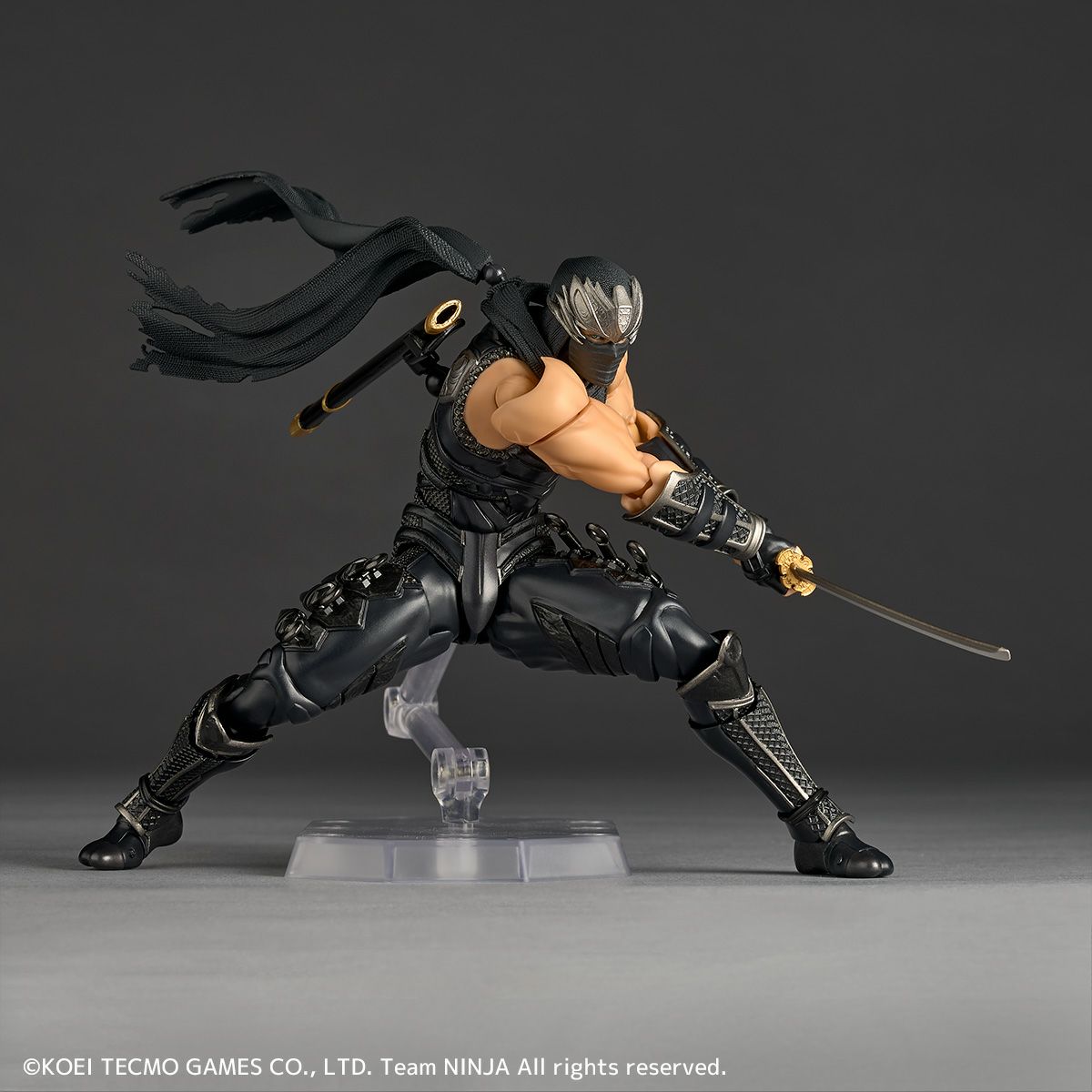 Revoltech Amazing Yamaguchi Ryu Hayabusa Ninja Gaiden 3 Razor's Edge Ver. Action Figure + Exclusive Parts from Japan