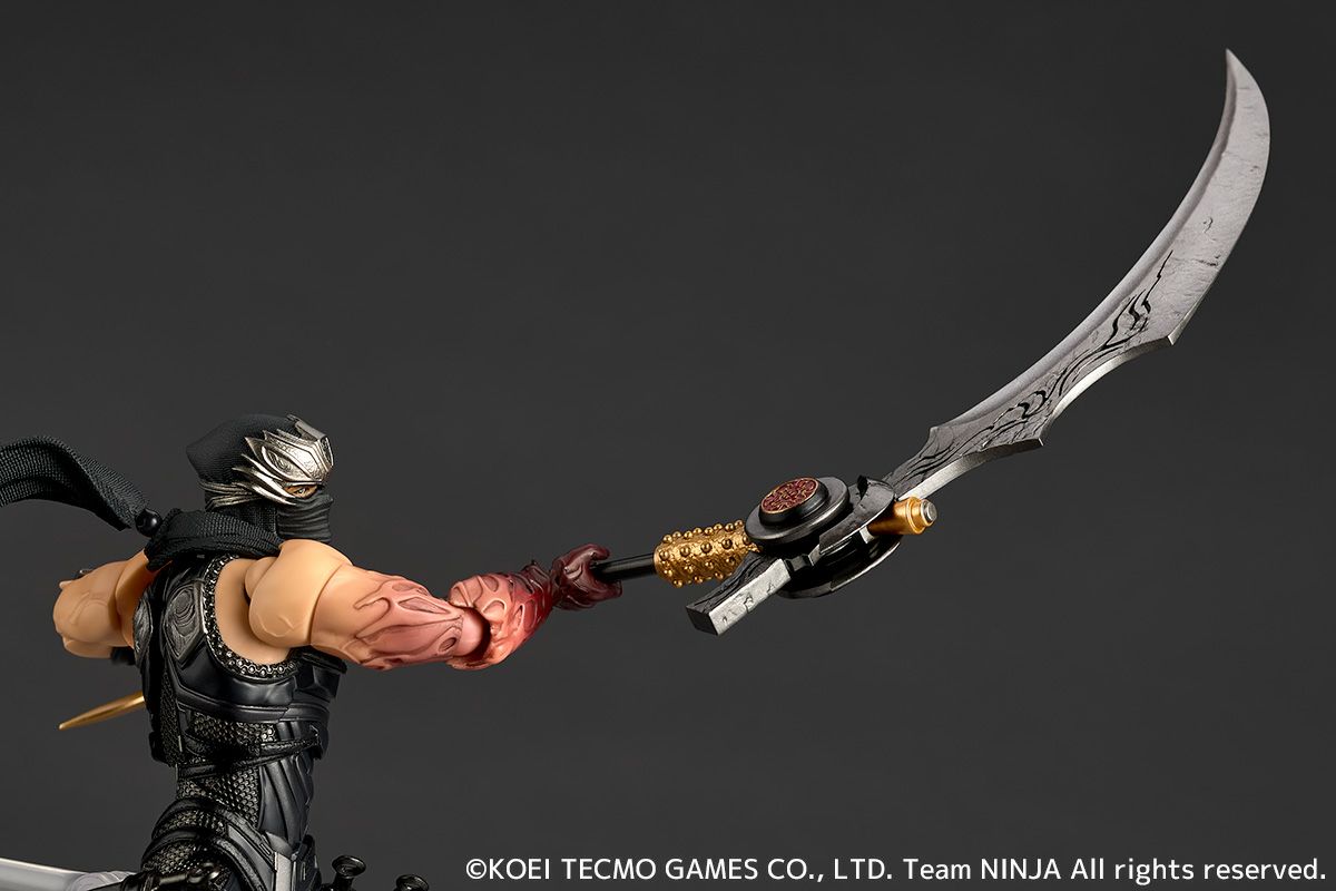 Revoltech Amazing Yamaguchi Ryu Hayabusa Ninja Gaiden 3 Razor's Edge Ver. Action Figure + Exclusive Parts from Japan