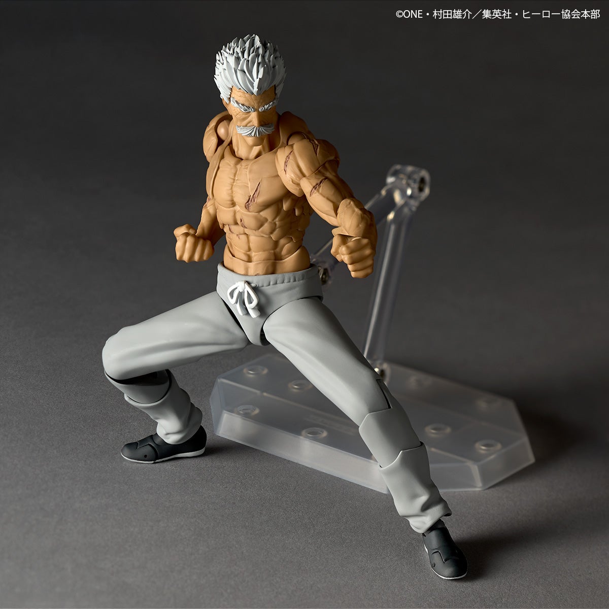 Revoltech Amazing Yamaguchi Silver Fang One Punch Man Action Figure Kaiyodo Nov 2026 Release