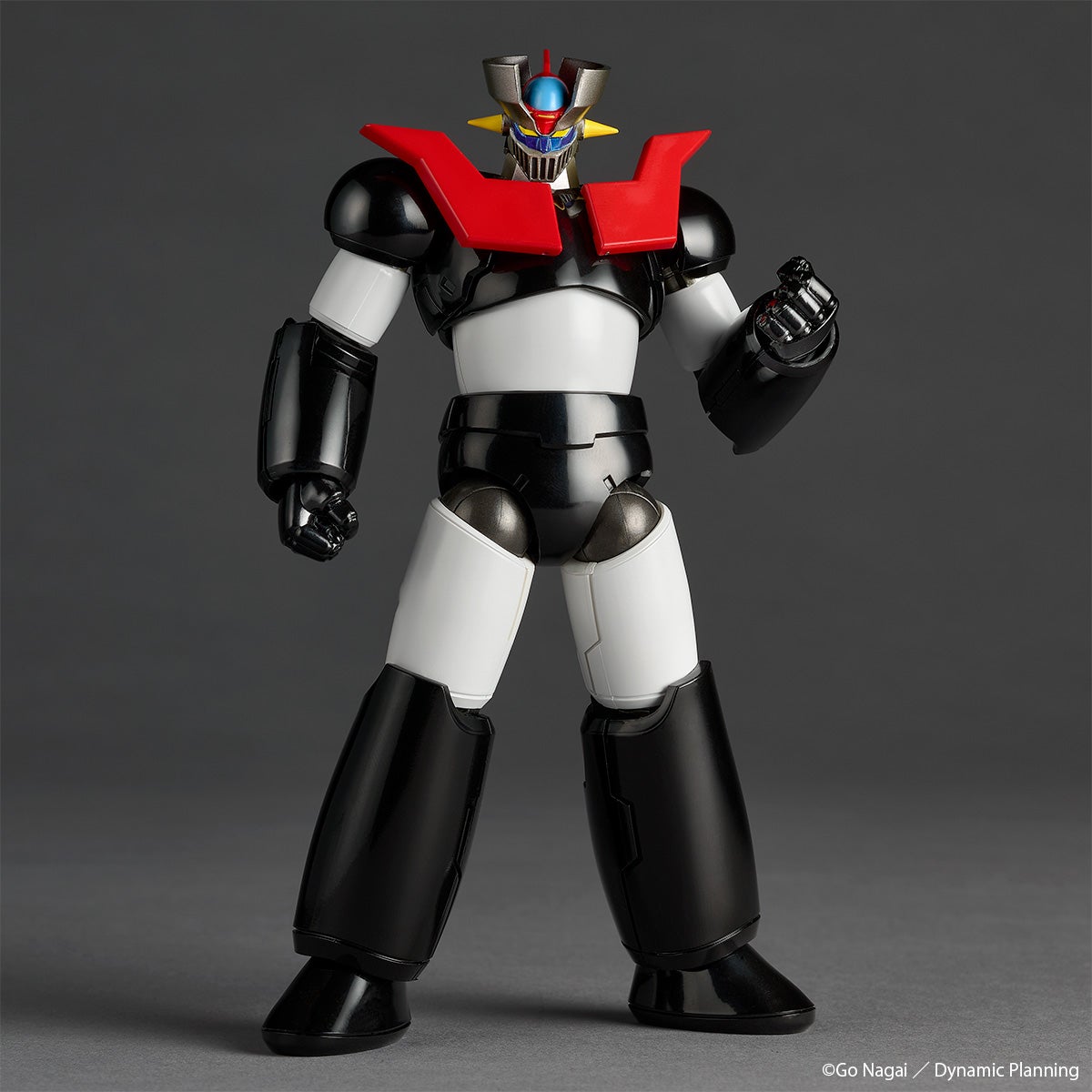 Revoltech Amazing Yamaguchi Mazinger Z New Color Ver. Black & White Kaiyodo Store Exclusive from Japan