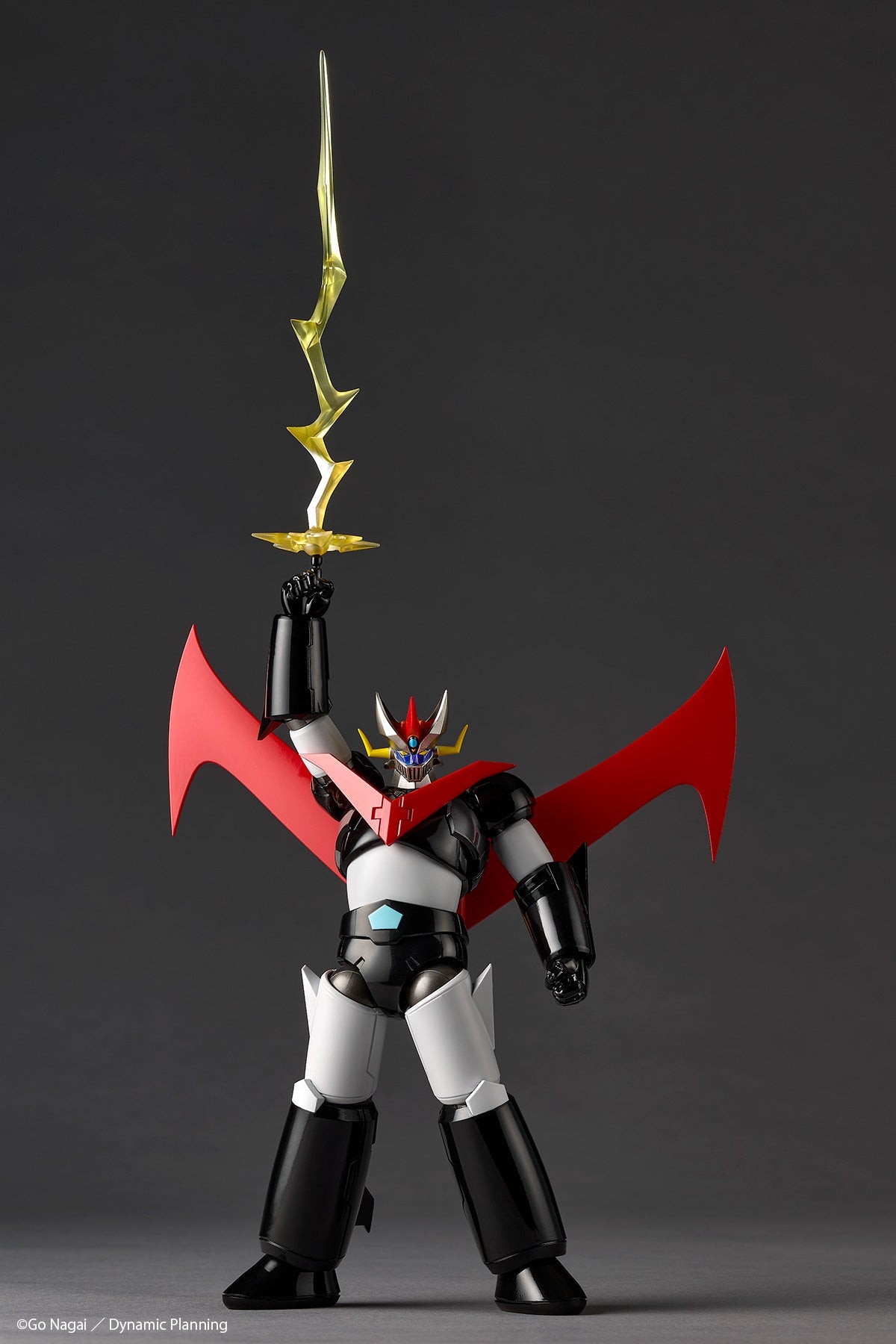 Revoltech Amazing Yamaguchi Great Mazinger New Color Ver. Black & White Kaiyodo Store Exclusive from Japan