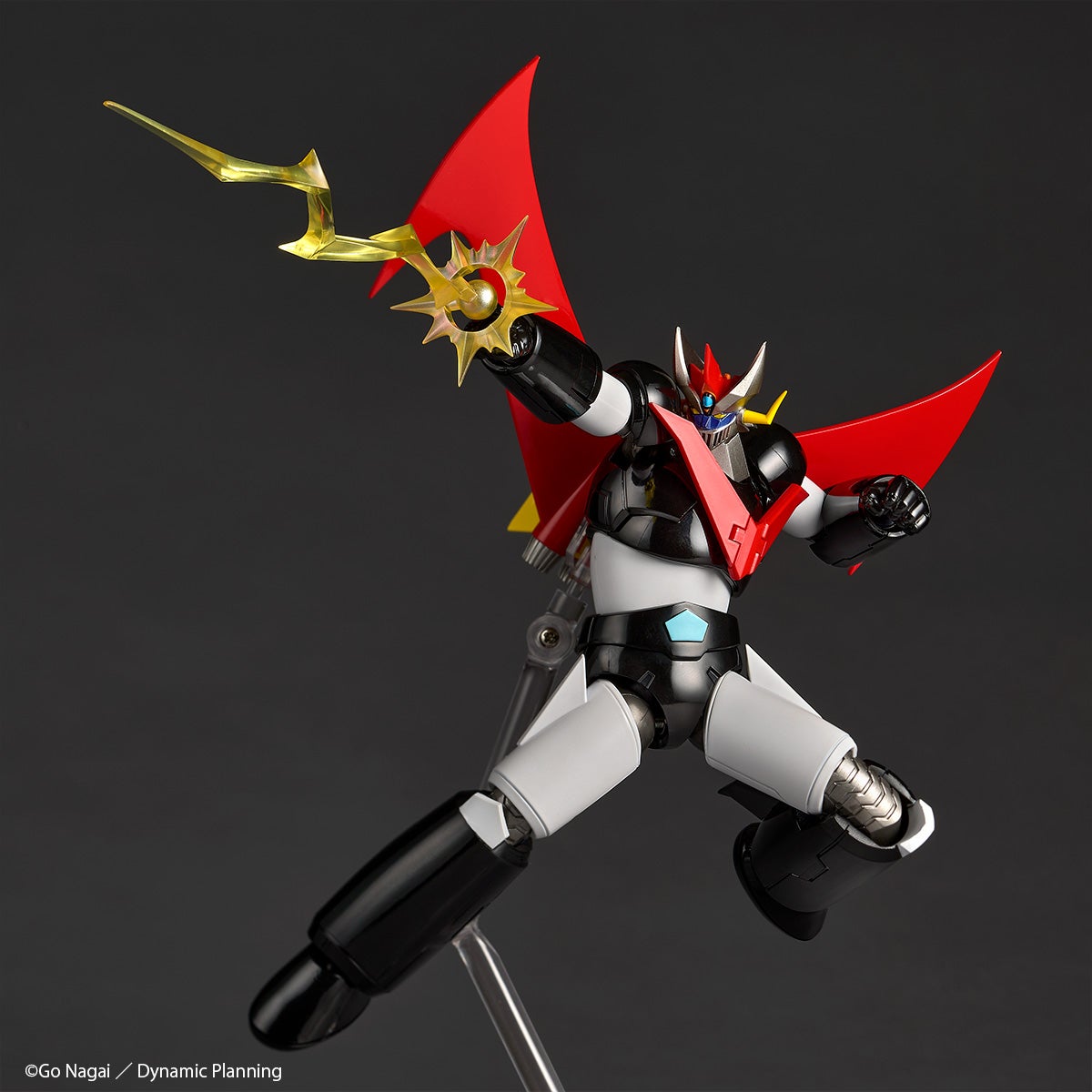 Revoltech Amazing Yamaguchi Great Mazinger New Color Ver. Black & White Kaiyodo Store Exclusive from Japan