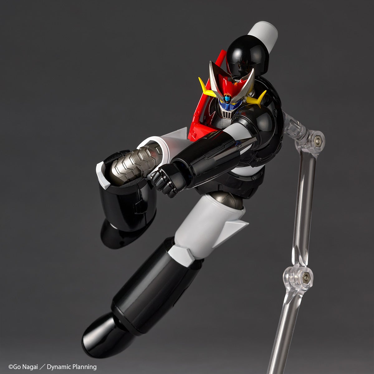 Revoltech Amazing Yamaguchi Great Mazinger New Color Ver. Black & White Kaiyodo Store Exclusive from Japan