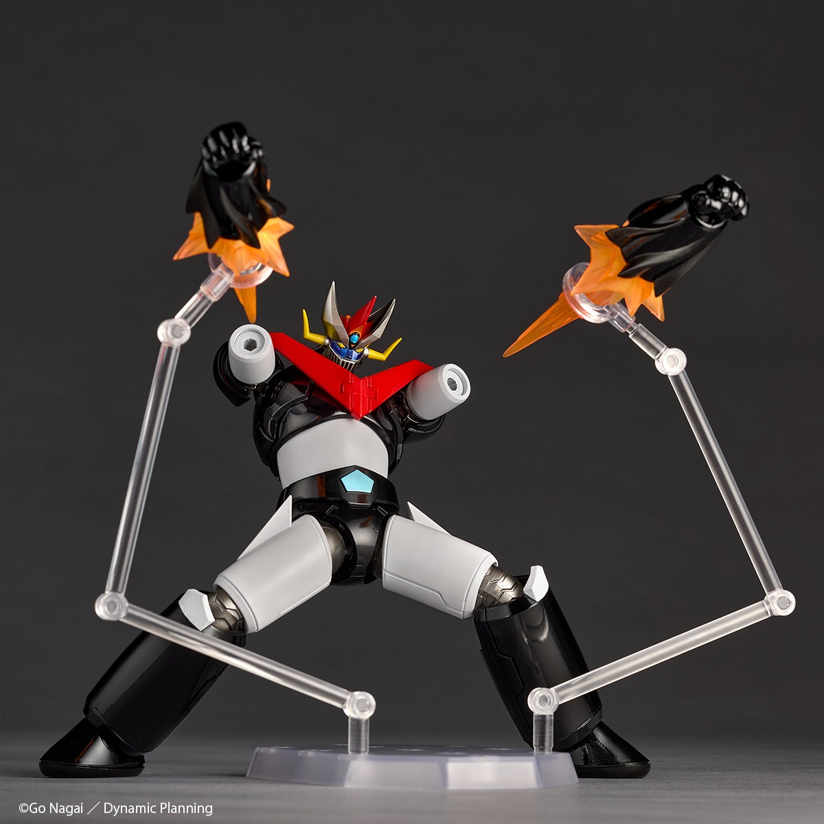 Revoltech Amazing Yamaguchi Great Mazinger New Color Ver. Black & White Kaiyodo Store Exclusive from Japan