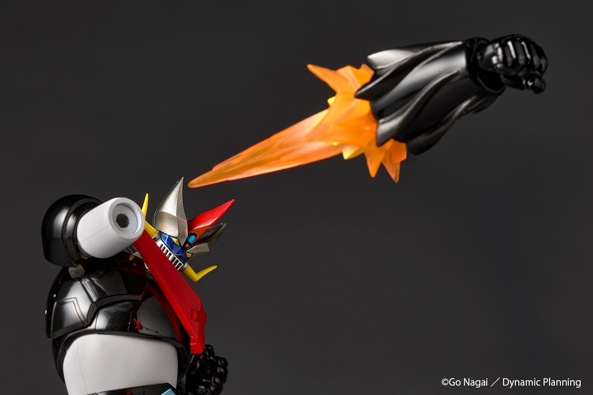 Revoltech Amazing Yamaguchi Great Mazinger New Color Ver. Black & White Kaiyodo Store Exclusive from Japan