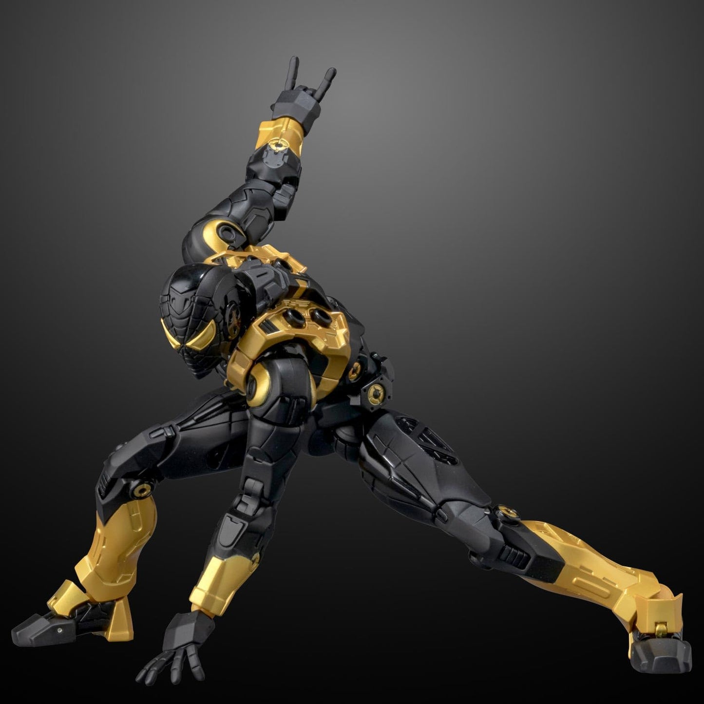 Sentinel Fighting Armor Iron Spider ONYX STEALTH TECH Ver Marvel Figure from Japan