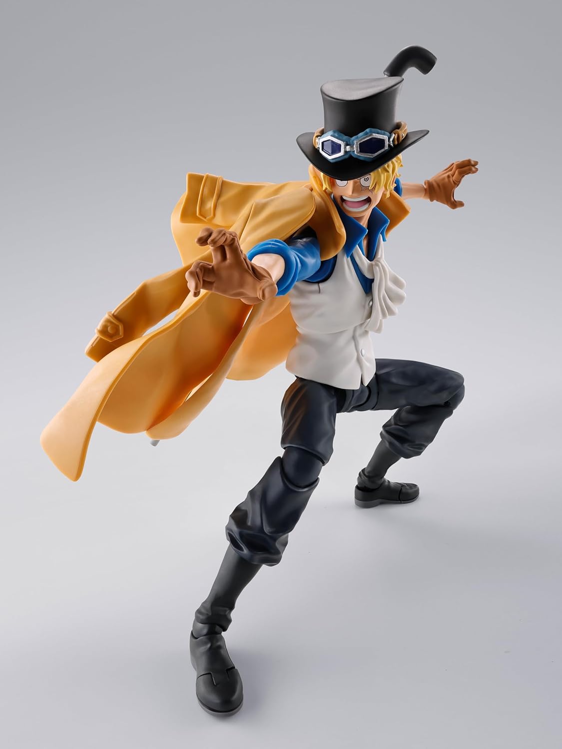 S.H.Figuarts Sabo Chief of Staff of the Revolutionary Army (Releases January)