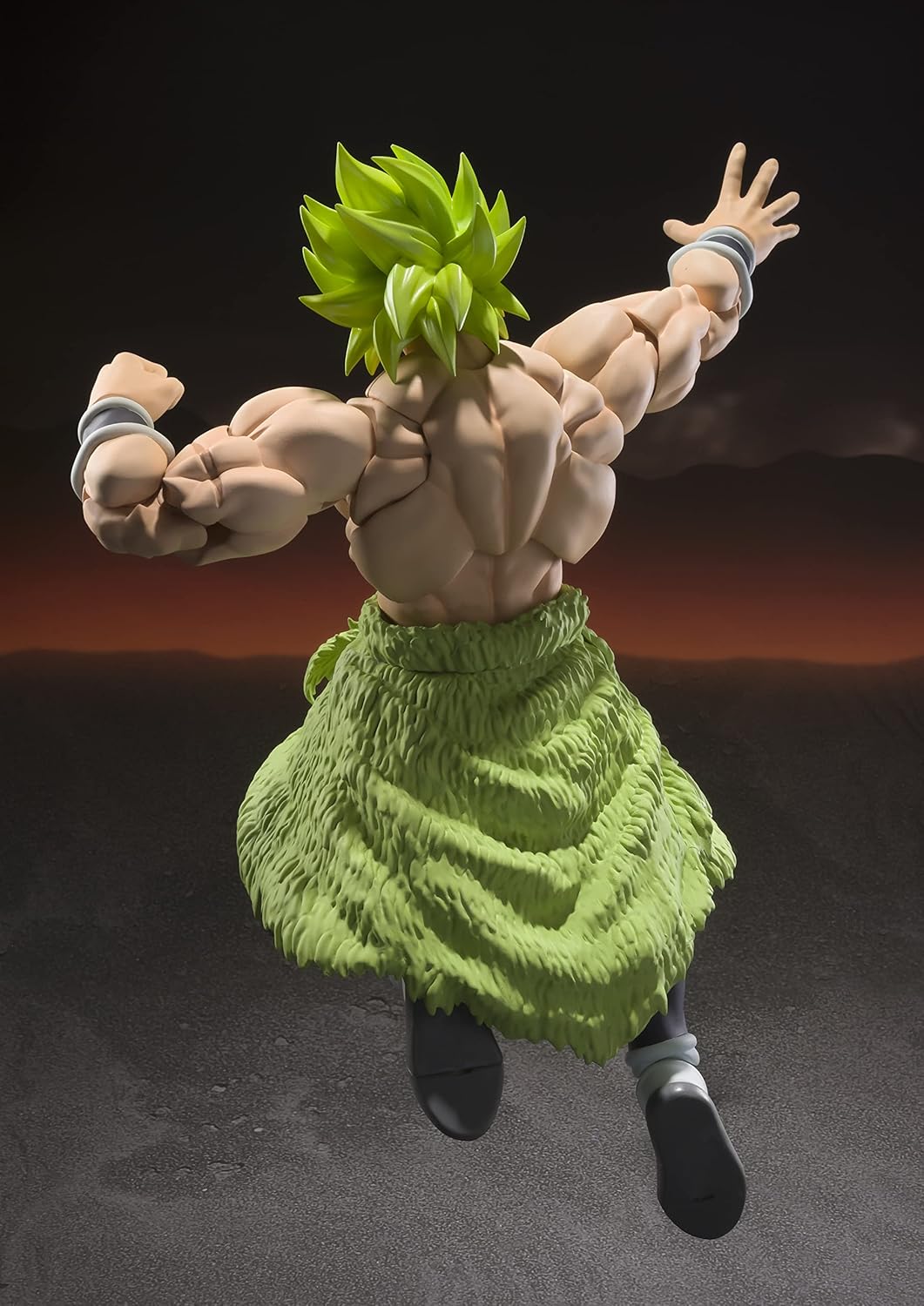 TAMASHII NATIONS S.H.Figuarts Super Saiyan Broly Full Power Dragon Ball Super Action Figure