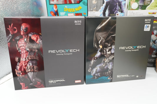 Revoltech Amazing Yamaguchi Deadpool Ver.2.5 & Batman Arkham Knight Ver. Figure