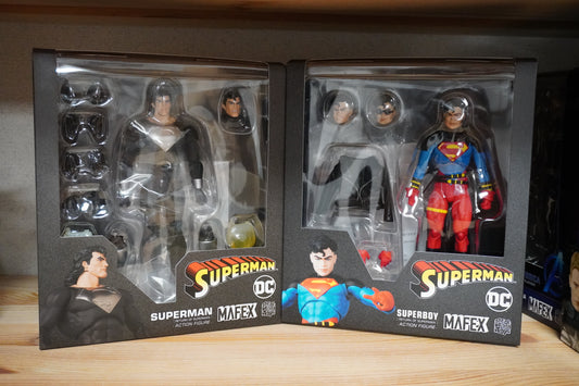 MAFEX No.232 SUPERBOY & No.150 SUPERMAN (Return of Superman) Figures by Medicom Toy