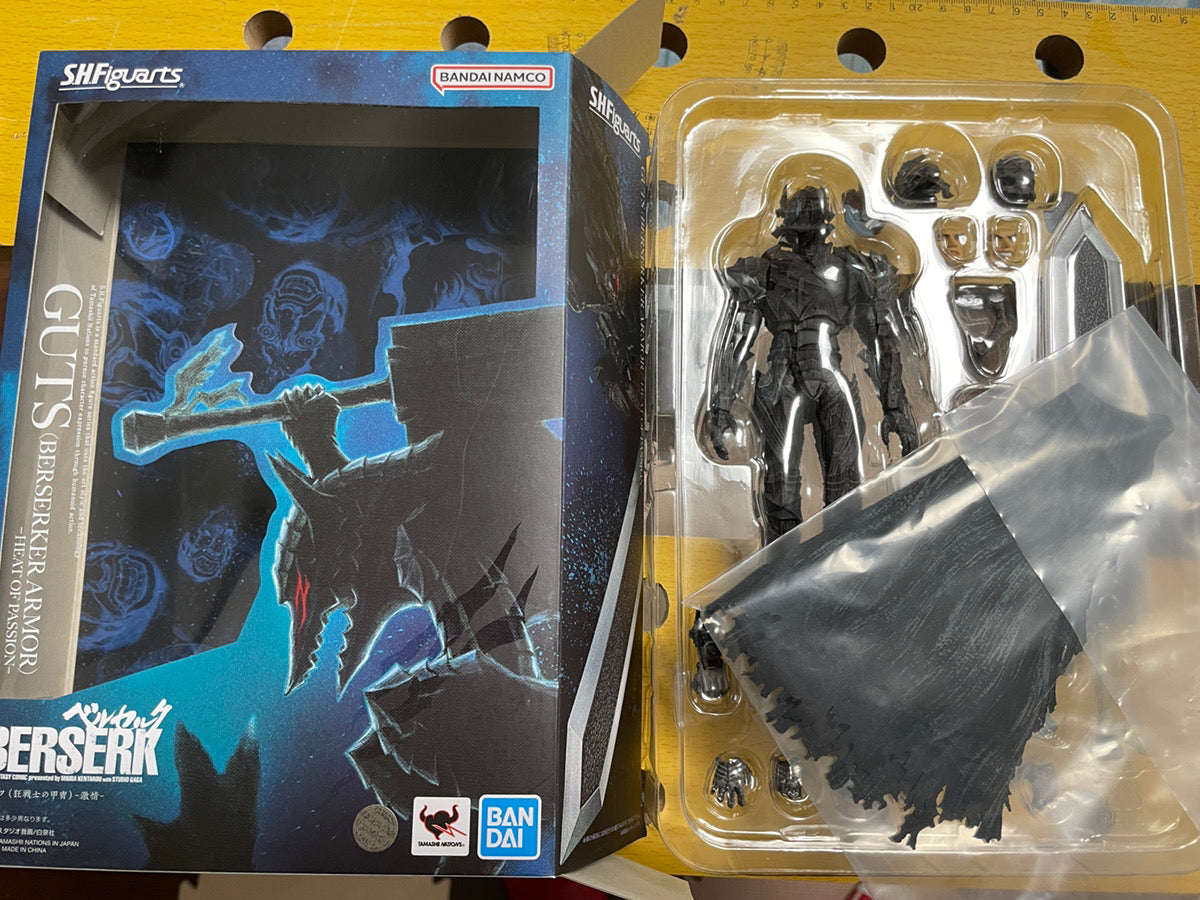 Bandai S.H.Figuarts Berserk Guts Heat Of Passion Berserker Armor Ver USED