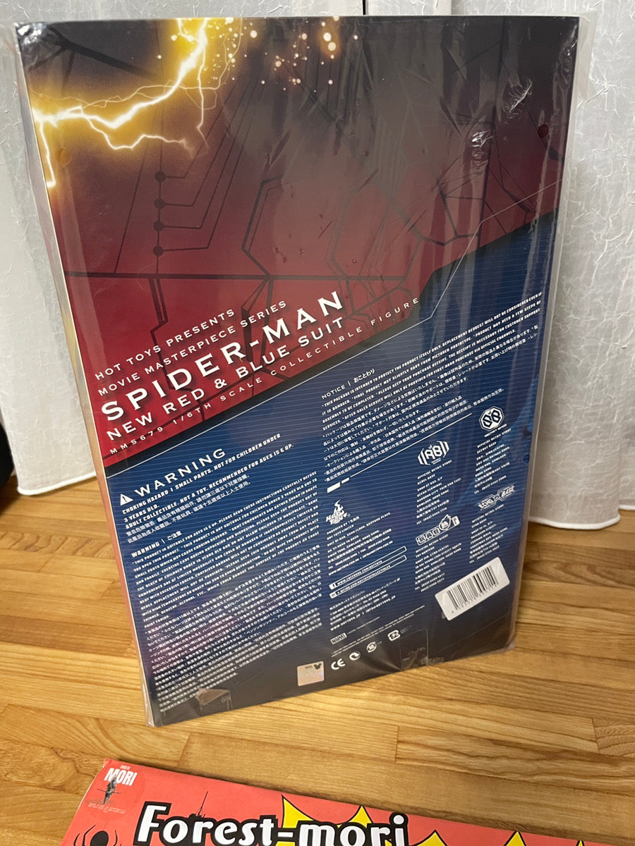 Hot Toys Movie Masterpiece Spider-Man: No Way Home Spider-Man (New Red & Blue Suit) 1/6 Scale Figure