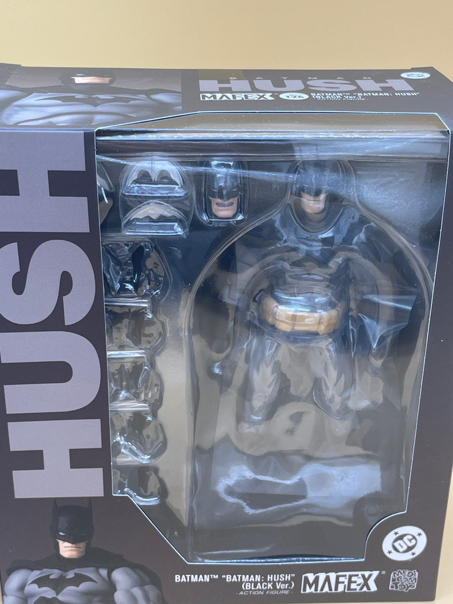 MAFEX Batman HUSH No.105 Blue Ver. & No.126 Black Ver. Action Figure 2 Set DC