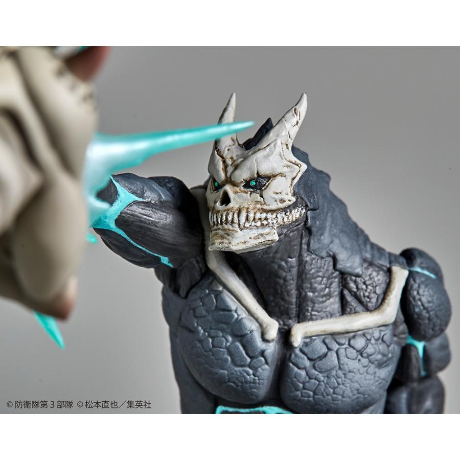 Anime "Kaiju No. 8" Kaiju No. 8 vs Kaiju No. 9 1/18 Scale Figure - Limited Edition (Japan Exclusive)