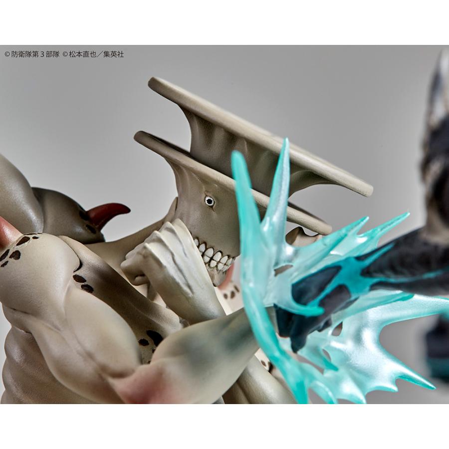 Anime "Kaiju No. 8" Kaiju No. 8 vs Kaiju No. 9 1/18 Scale Figure - Limited Edition (Japan Exclusive)