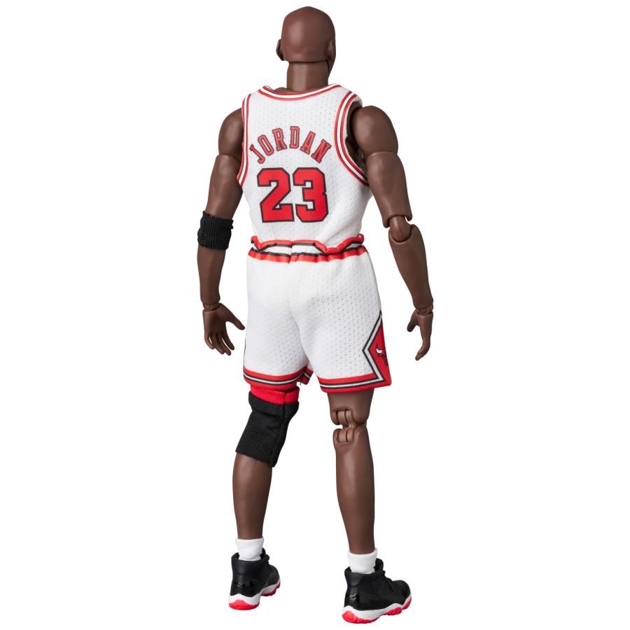 MAFEX No.255 Michael Jordan Chicago Bulls HOME Figure Pre-sale Ships Late March