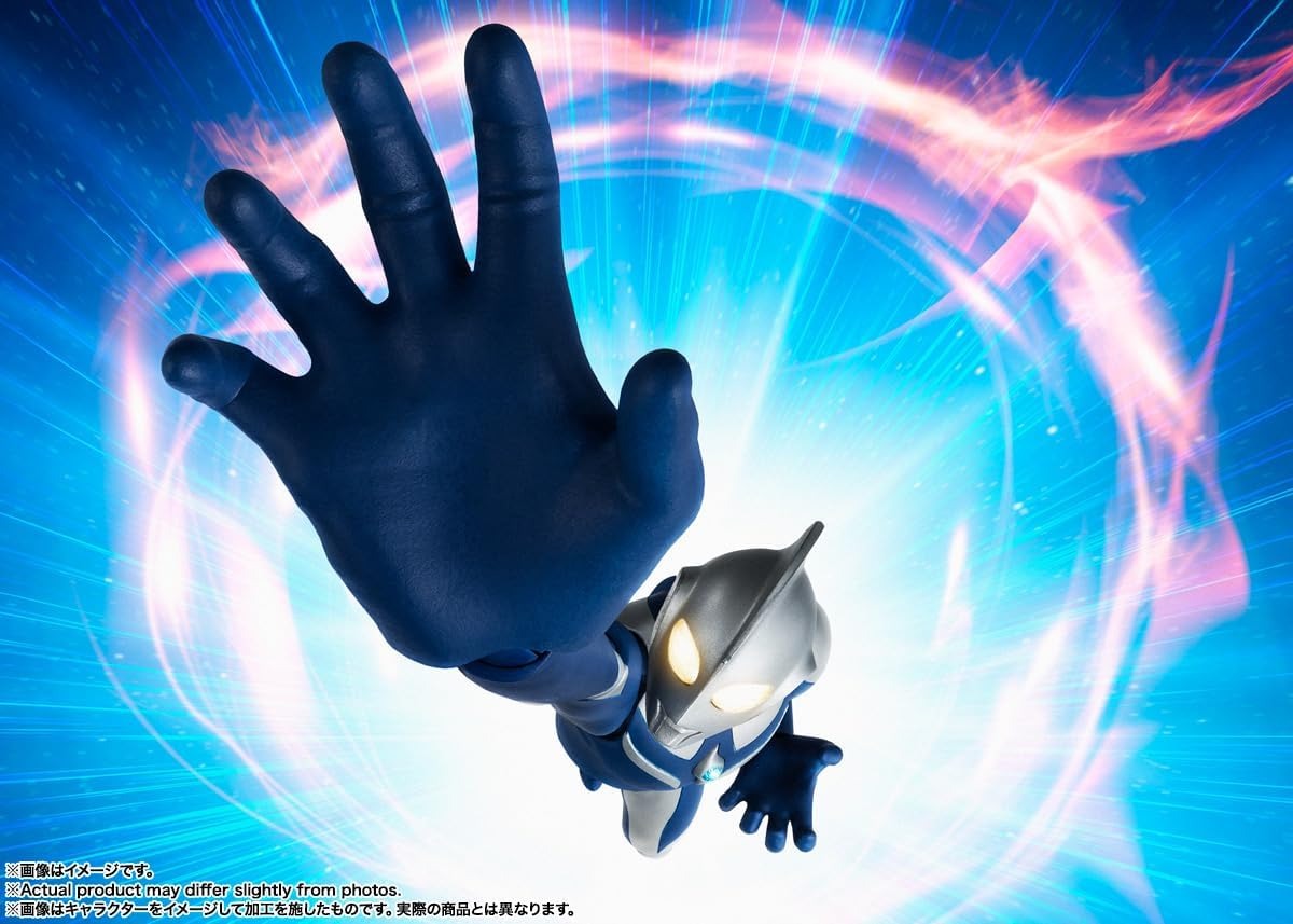 TAMASHII NATIONS S.H.Figuarts Ultraman Cosmos Luna Mode Action Figure Japan