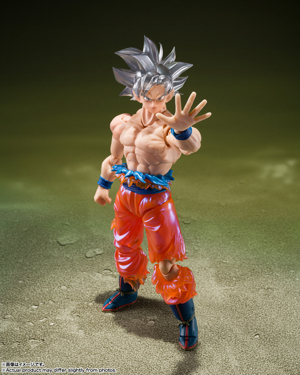 S.H.Figuarts Son Goku Ultra Instinct -Limit Breaker- Dragon Ball Figure from Japan