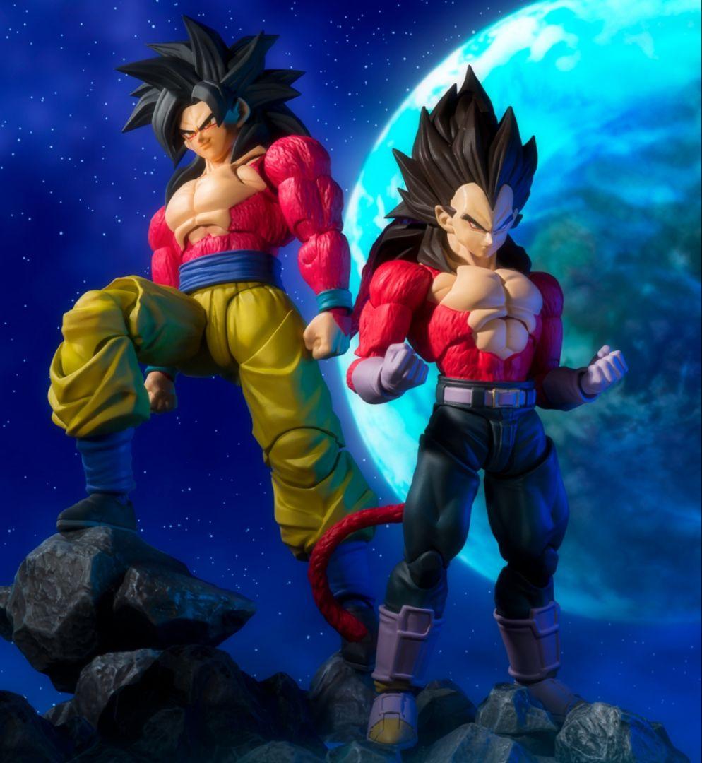 Bandai S.H.Figuarts Super Saiyan 4 Son Goku Dragon Ball GT Action Figure
