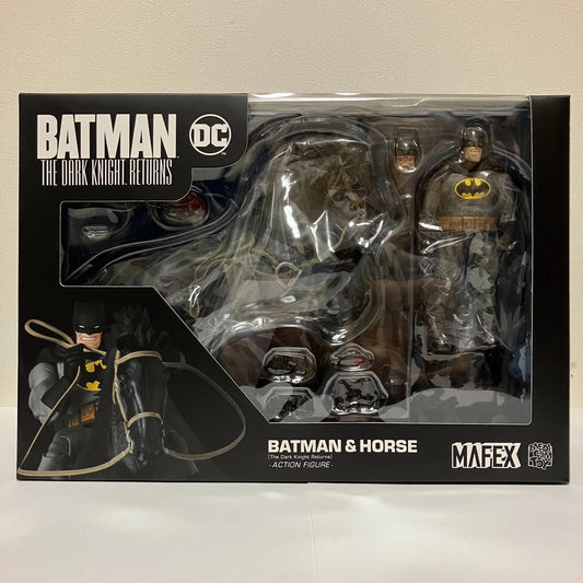 MAFEX No.205 BATMAN & HORSE The Dark Knight Returns Medicom Toy Action Figure
