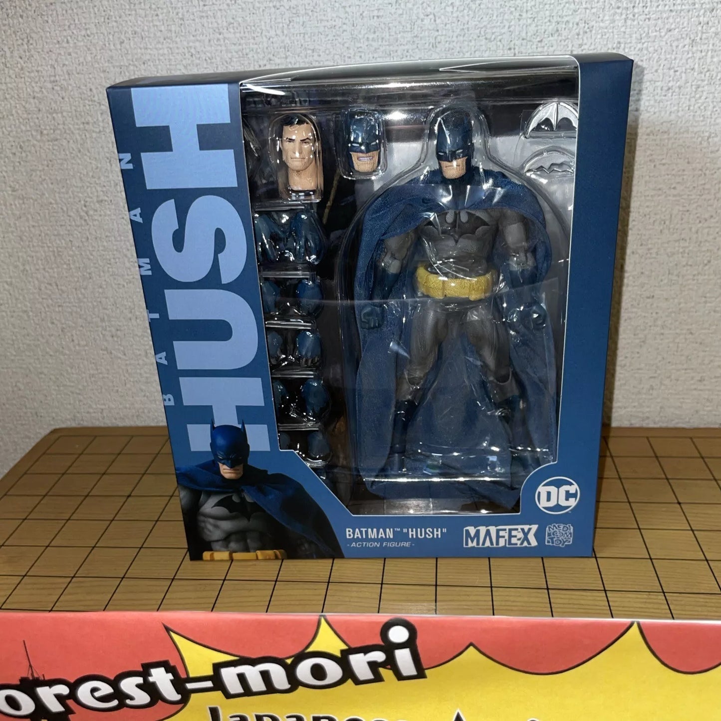 MAFEX BATMAN HUSH Figure No.105 Re-release by MEDICOM TOY DC