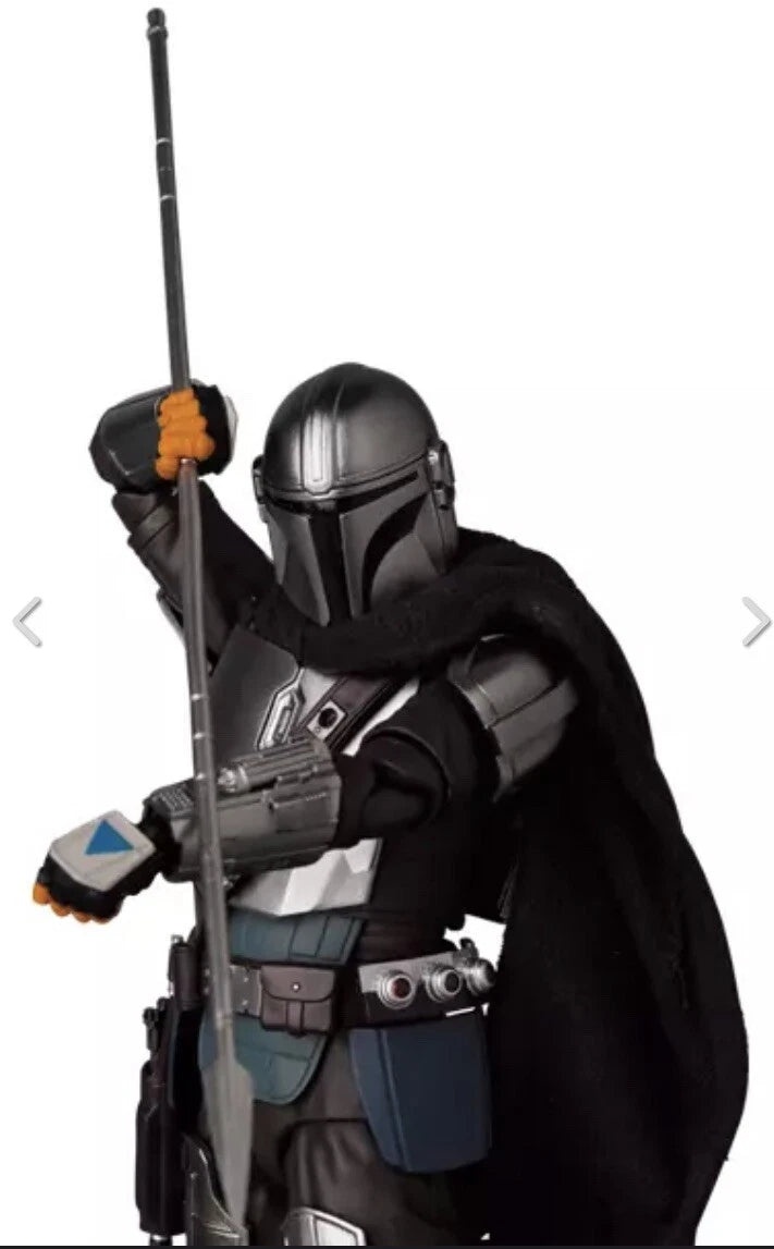 The Mandalorian Ver.2.0 Action Figure MEDICOM TOY MAFEX No.200