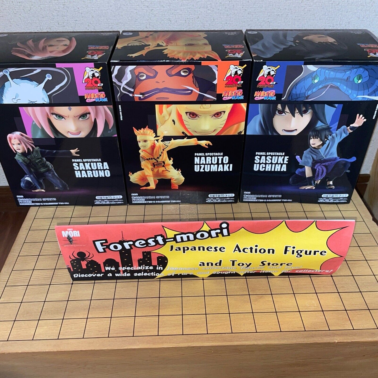NARUTO Shippuden Spectacle Panel Figure Set with Naruto Sasuke Sakura and Logo