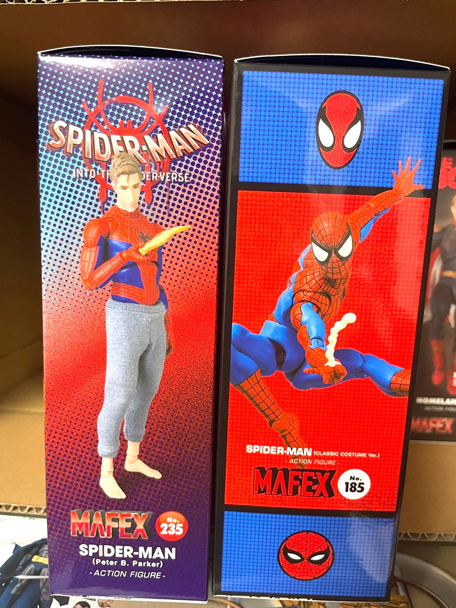 MAFEX No.235 Spider-Man Peter B. Parker & No.185 Spider-Man Classic Costume 2 Figure Set Medicom Toy from Japan