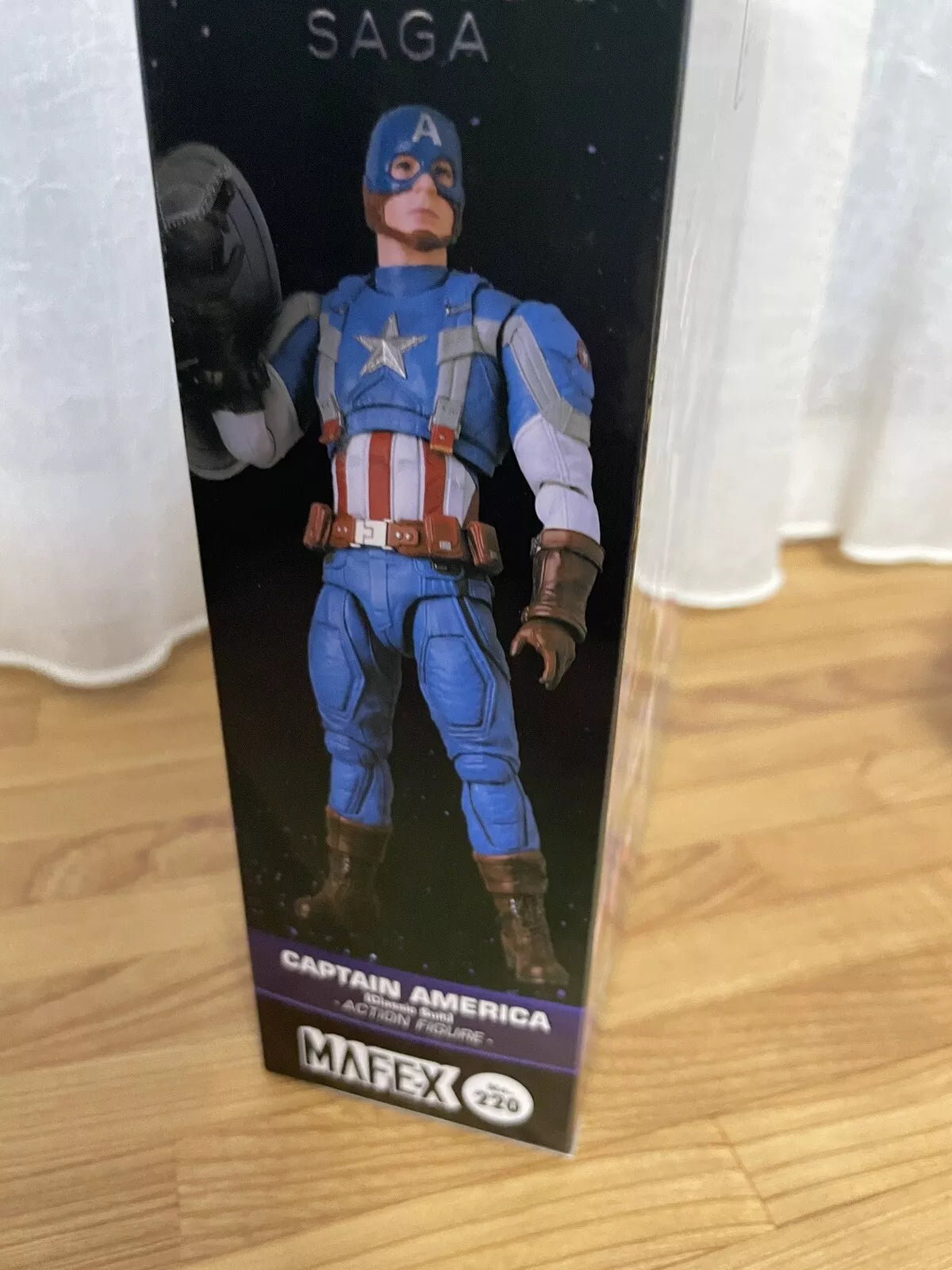 MEDICOM TOY MAFEX No.220 Captain America: The Winter Soldier (Classic Suit)